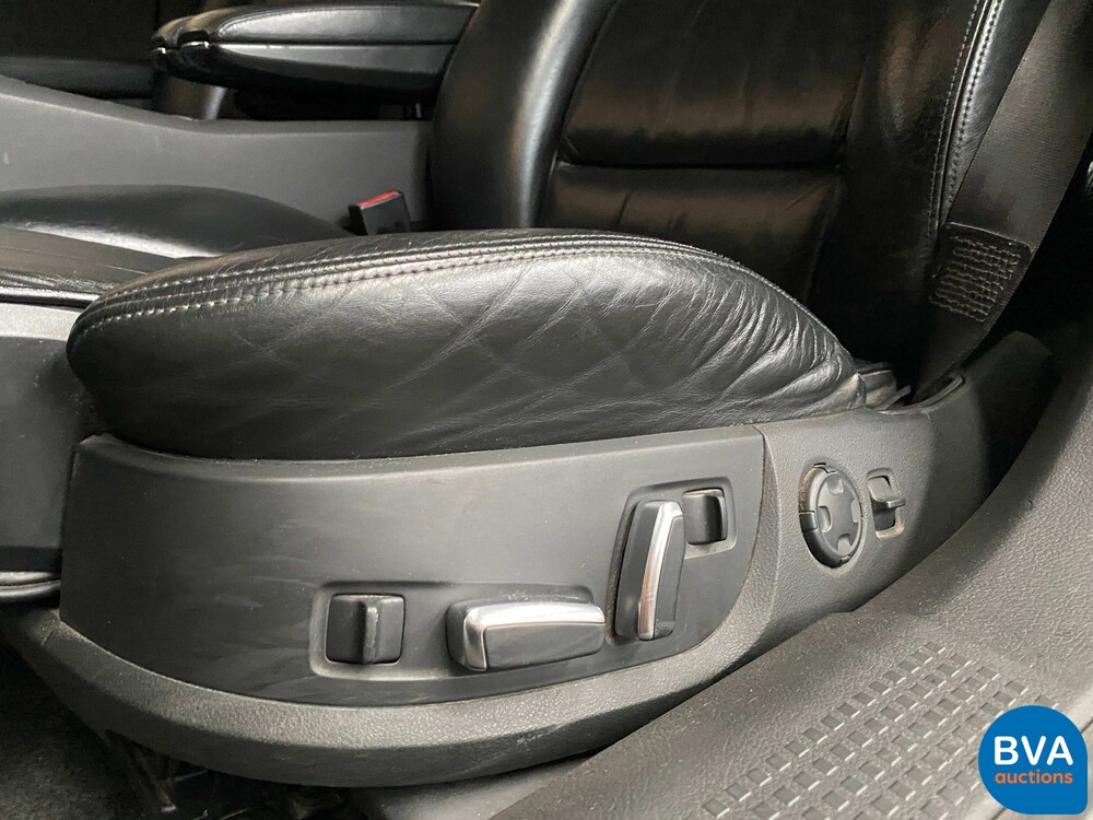 Audi A8 4.2 V8 QUATTRO Pro Line 334hp 2003 -Org. NL-, 69-NF-PK.