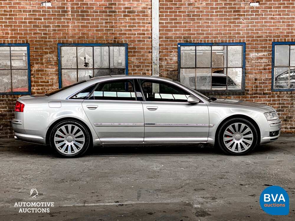 Audi A8 4.2 V8 QUATTRO Pro Line 334hp 2003 -Org. NL-, 69-NF-PK.