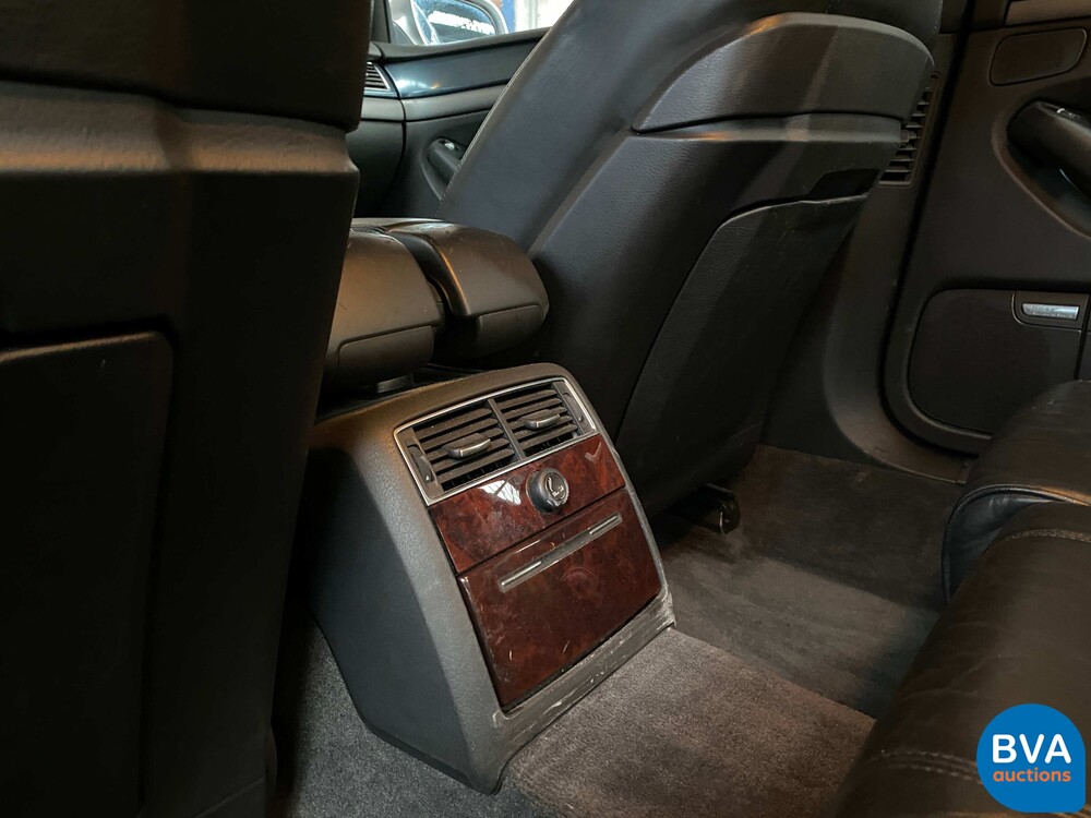 Audi A8 4.2 V8 QUATTRO Pro Line 334hp 2003 -Org. NL-, 69-NF-PK.