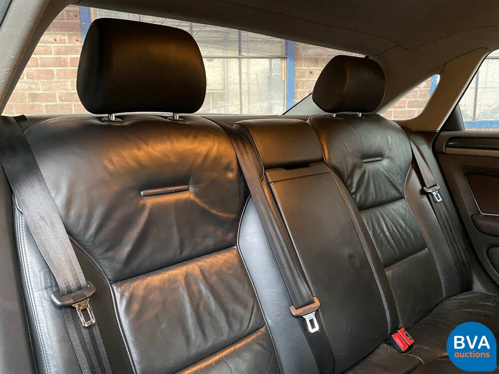 Audi A8 4.2 V8 QUATTRO Pro Line 334hp 2003 -Org. NL-, 69-NF-PK.