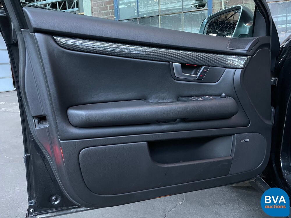 Audi S4 Avant 4.2 V8 QUATTRO 344 PS 2004, ZH-913-Z.