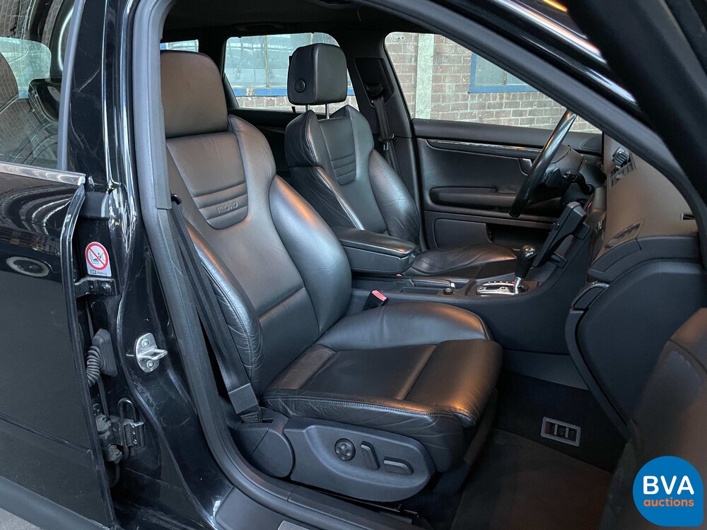 Audi S4 Avant 4.2 V8 QUATTRO 344 PS 2004, ZH-913-Z.