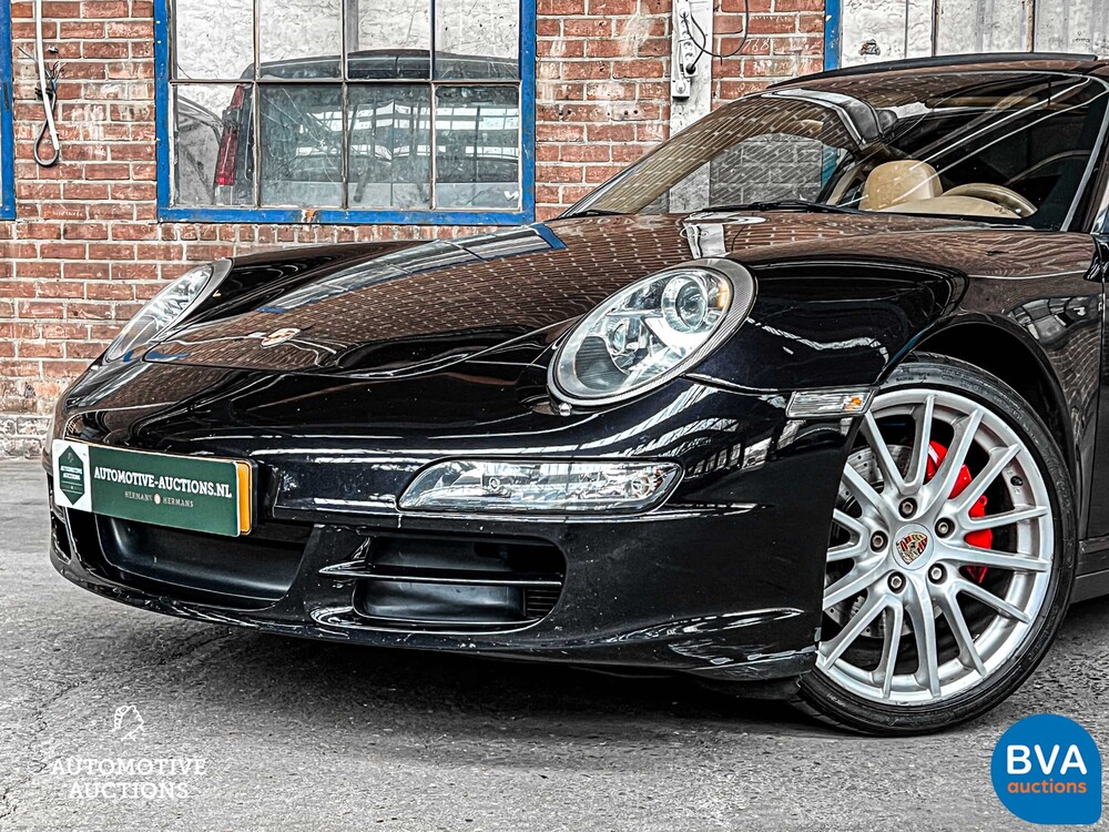 Porsche 911 Targa 4S 3.8 SportChrono 355PS 2007 -Org. NL-, 72-TZ-KK.