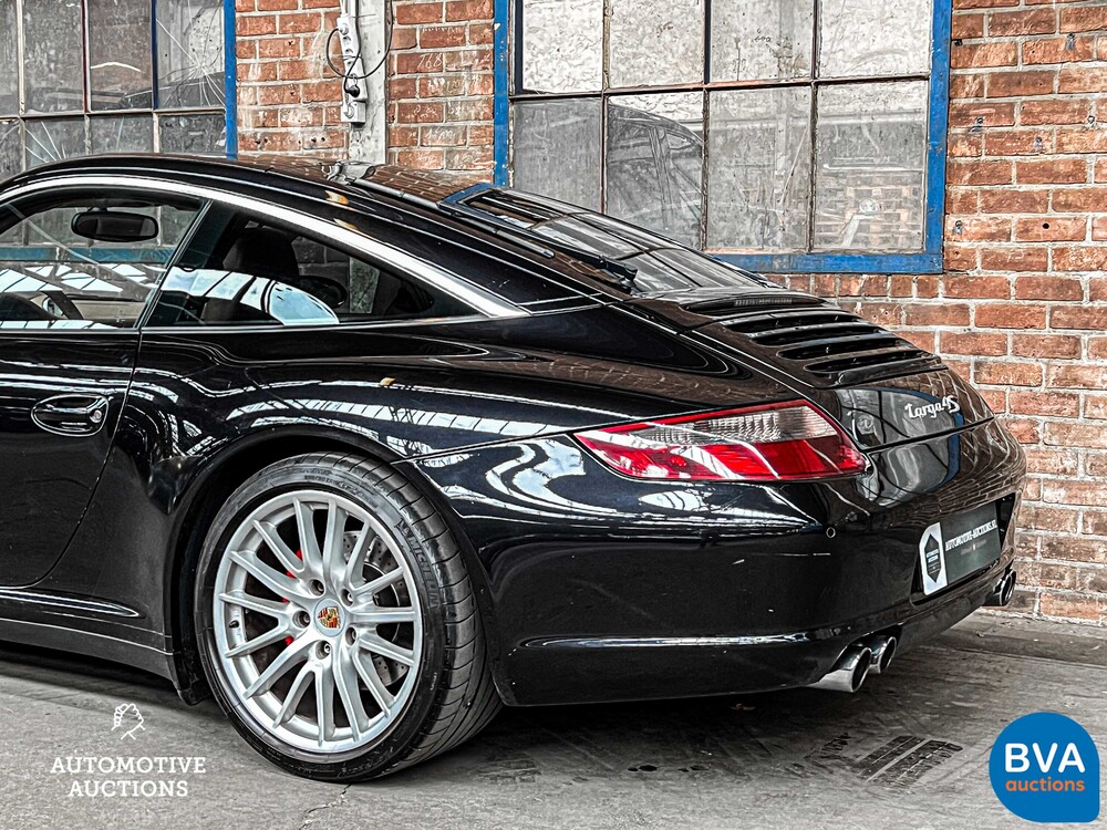 Porsche 911 Targa 4S 3.8 SportChrono 355PS 2007 -Org. NL-, 72-TZ-KK.