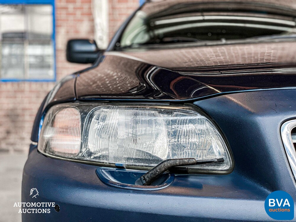 Volvo V70 2.4T Gtr. c.l. 200 PS 2001, 65-PL-FK.