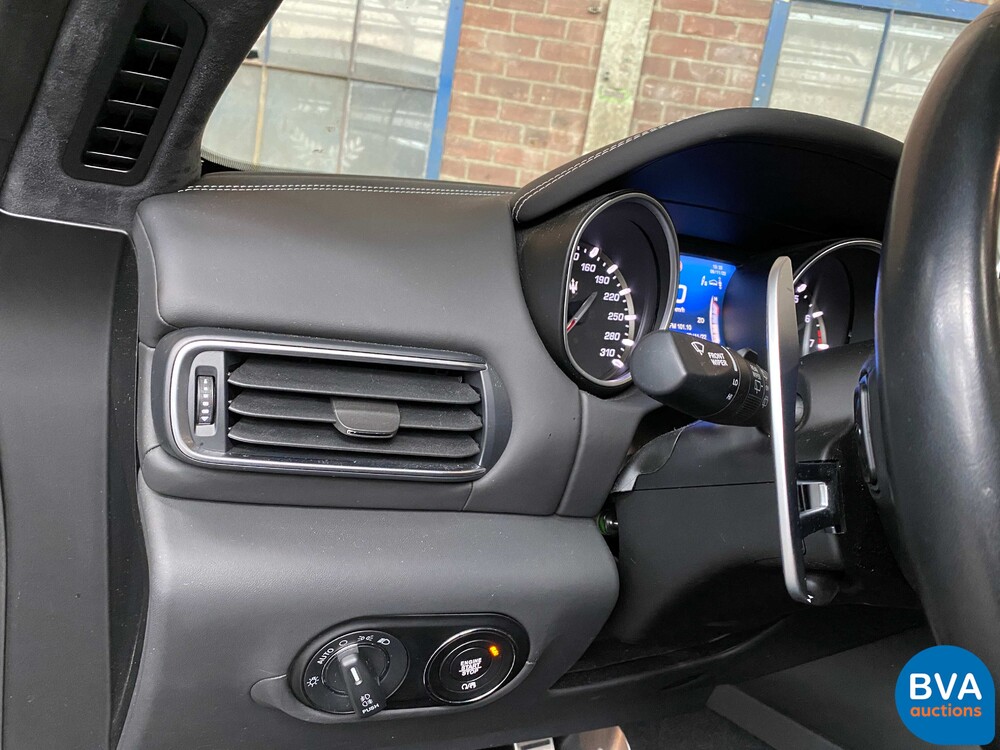 Maserati Levante S 3.0 V6 GranLusso 430pk 2019 -Org. NL- FACELIFT, XL-035-N