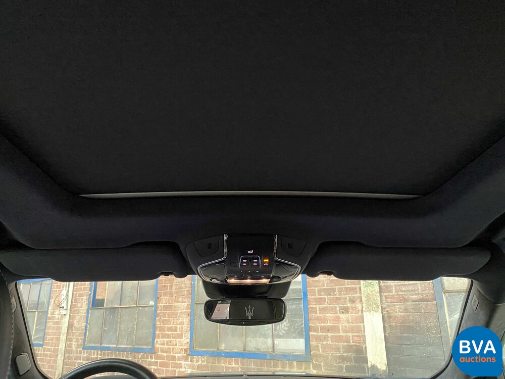 Maserati Levante S 3.0 V6 GranLusso 430pk 2019 -Org. NL- FACELIFT, XL-035-N