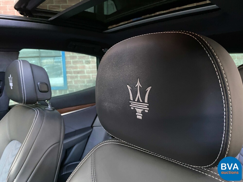 Maserati Levante S 3.0 V6 GranLusso 430pk 2019 -Org. NL- FACELIFT, XL-035-N