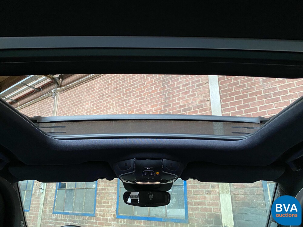 Maserati Levante S 3.0 V6 GranLusso 430pk 2019 -Org. NL- FACELIFT, XL-035-N