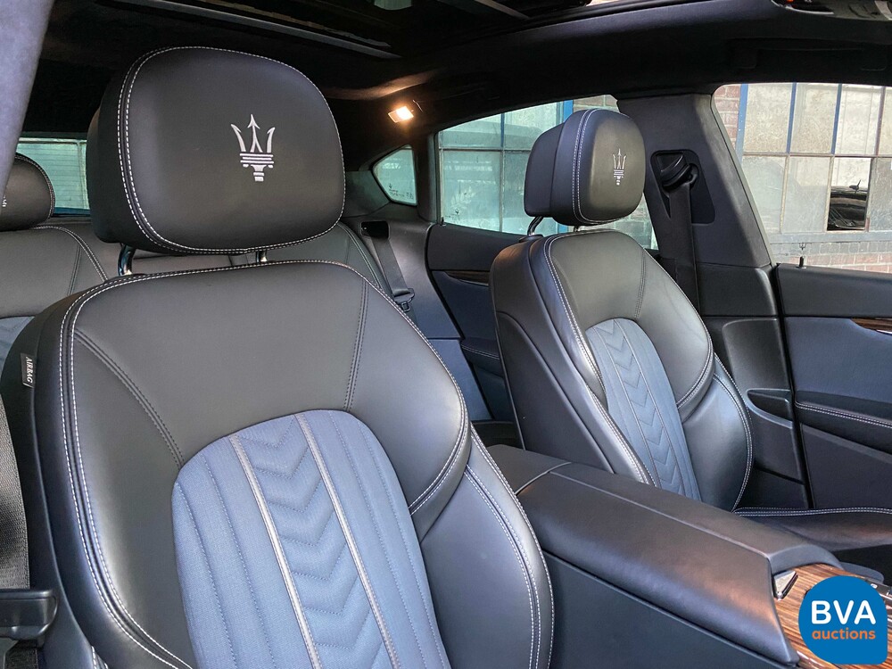 Maserati Levante S 3.0 V6 GranLusso 430pk 2019 -Org. NL- FACELIFT, XL-035-N