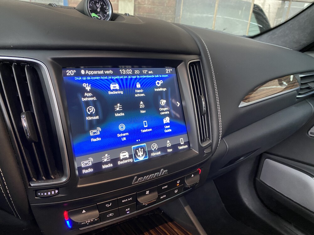 Maserati Levante S 3.0 V6 GranLusso 430pk 2019 -Org. NL- FACELIFT, XL-035-N