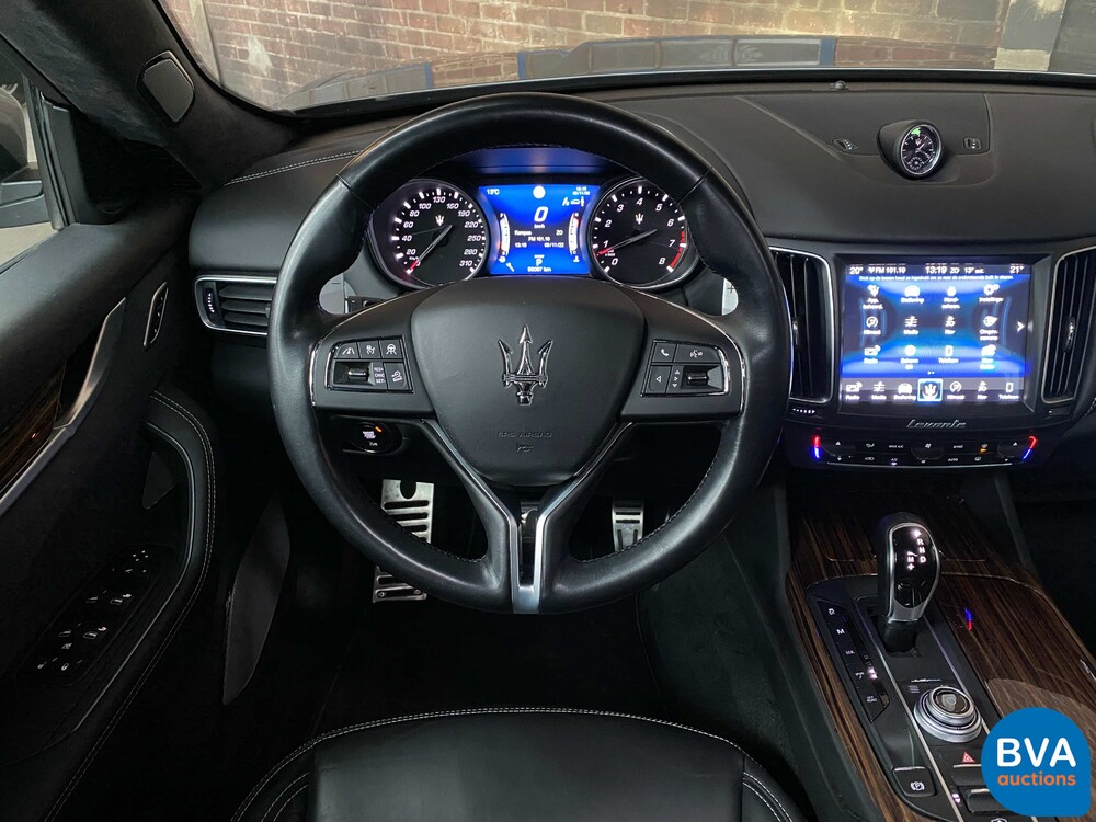 Maserati Levante S 3.0 V6 GranLusso 430pk 2019 -Org. NL- FACELIFT, XL-035-N