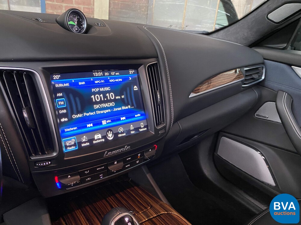 Maserati Levante S 3.0 V6 GranLusso 430pk 2019 -Org. NL- FACELIFT, XL-035-N