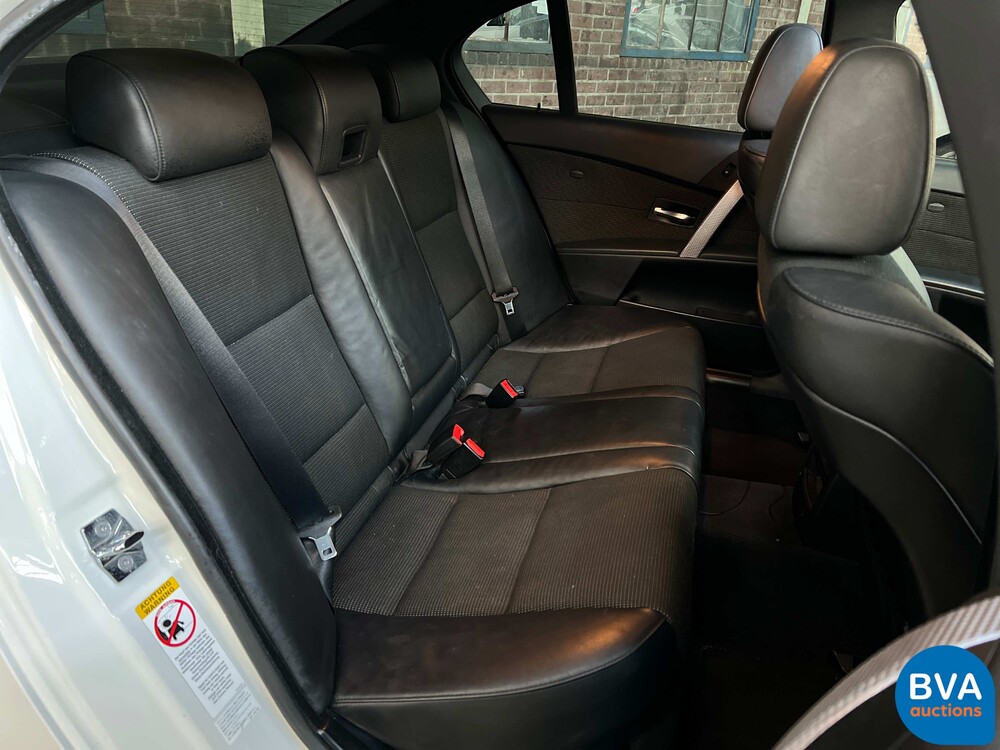 BMW 530i M-Sport E60 231pk 2004 5-serie -Youngtimer-