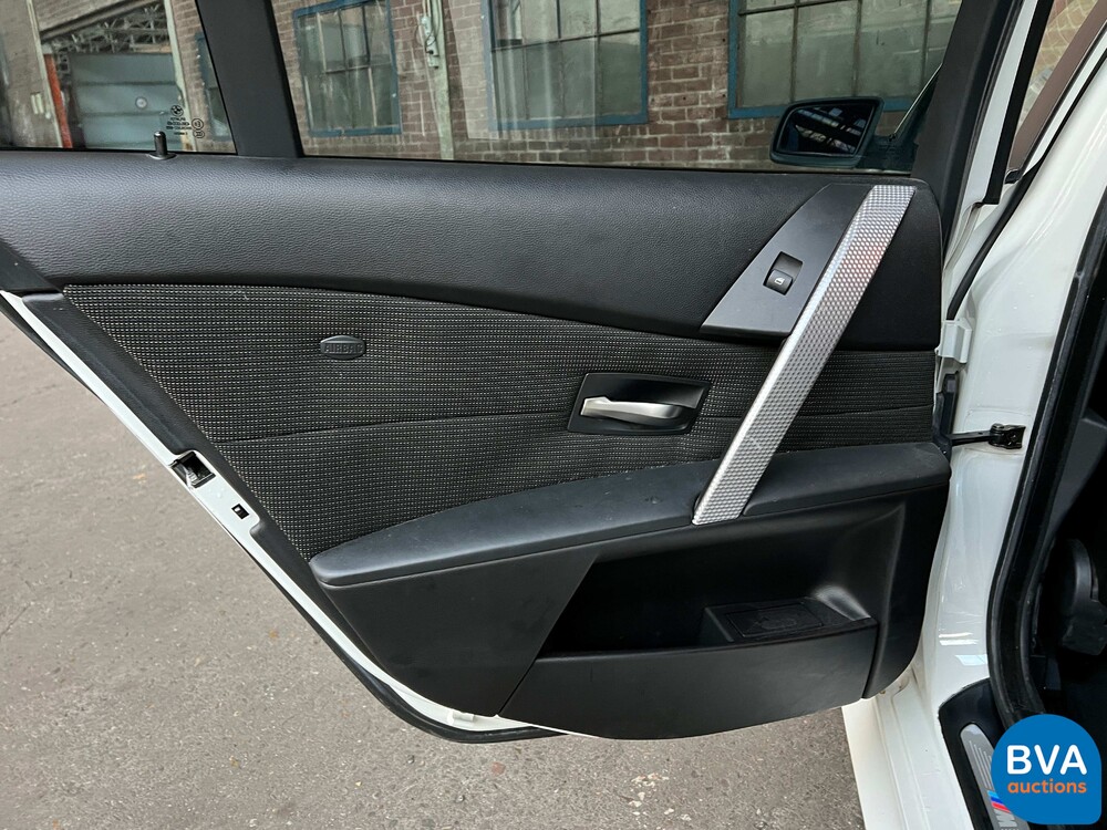 BMW 530i M-Sport E60 231pk 2004 5-serie -Youngtimer-