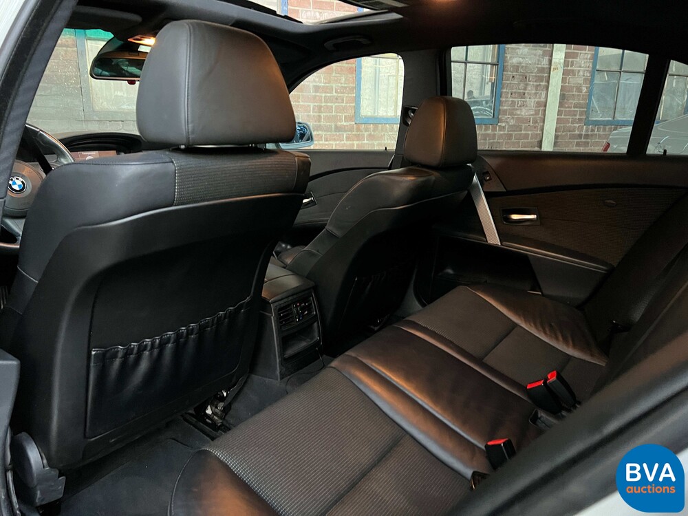BMW 530i M-Sport E60 231pk 2004 5-serie -Youngtimer-
