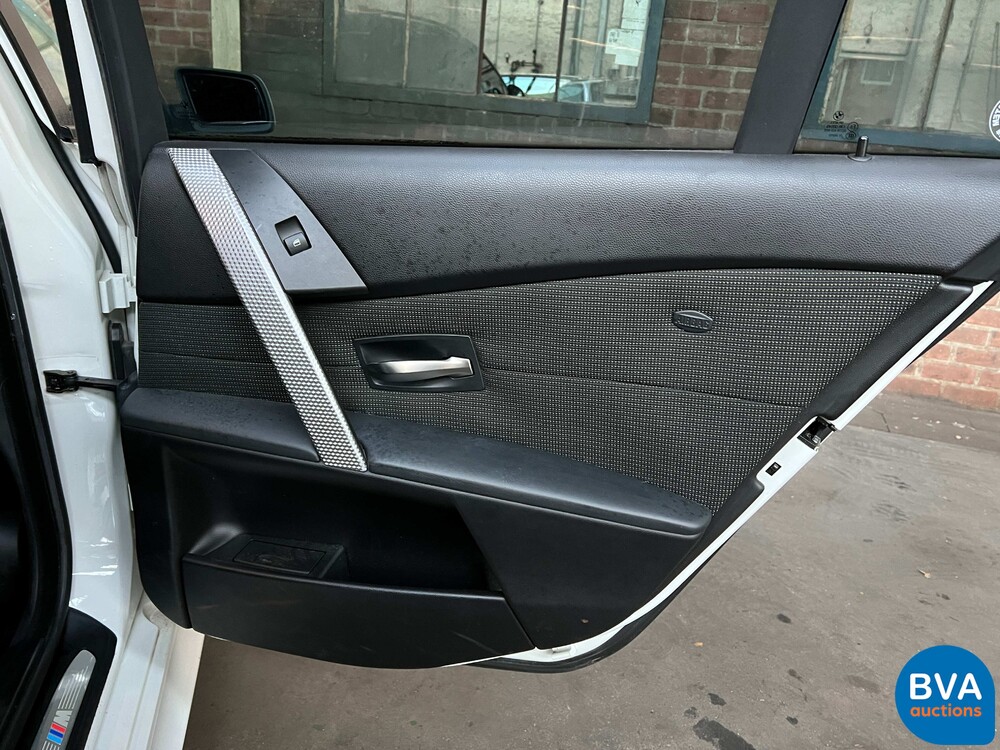 BMW 530i M-Sport E60 231pk 2004 5-serie -Youngtimer-