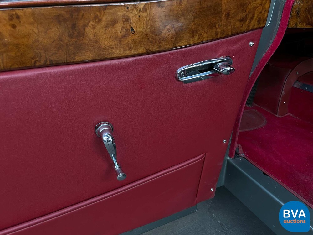 Jaguar XK140 Coupé mit festem Kopf FHC XK 140 1954, PM-28-45.