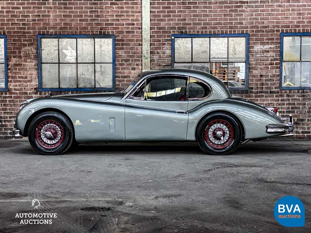 Jaguar XK140 Coupé mit festem Kopf FHC XK 140 1954, PM-28-45.