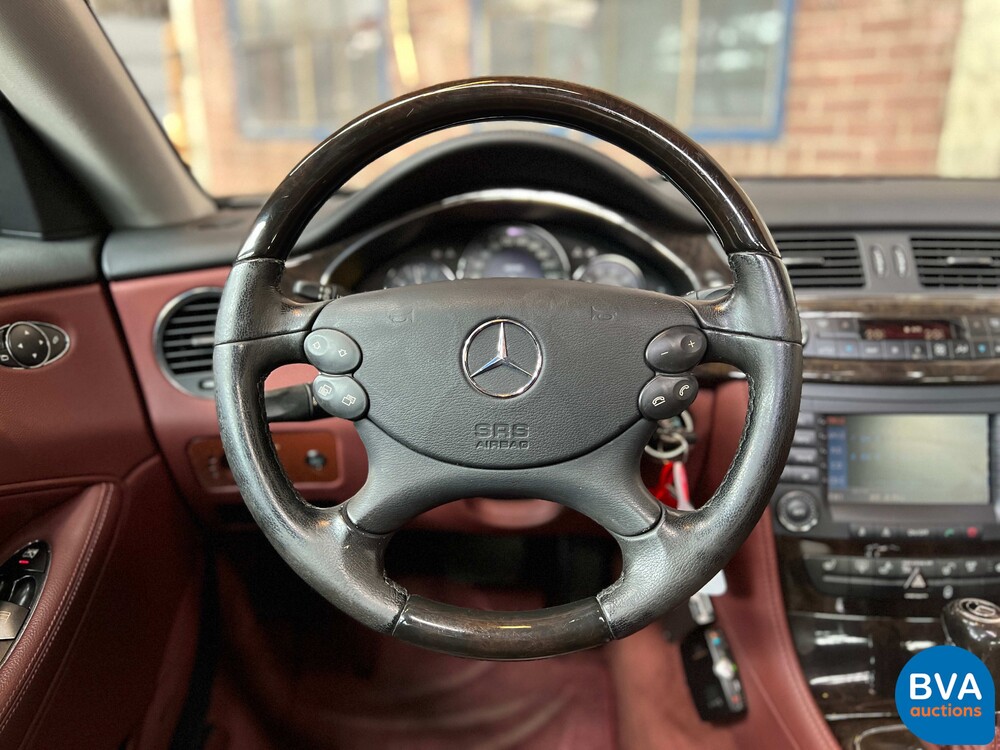 Mercedes-Benz CLS500 5.0 V8 306pk 2005 CLS-Klasse -Youngtimer-.