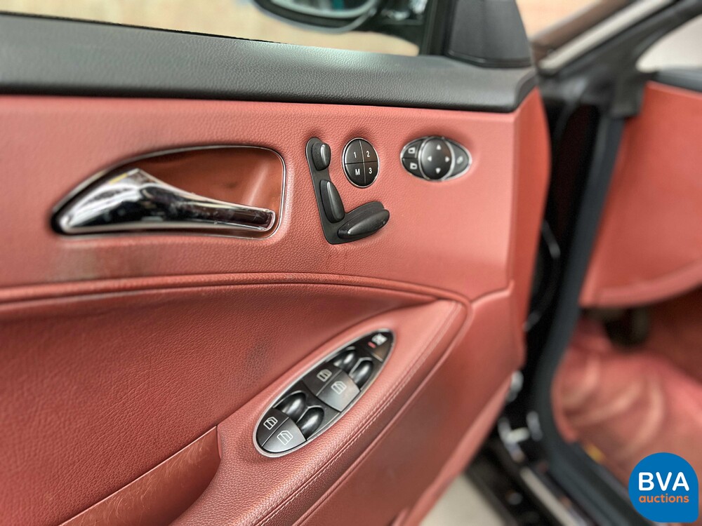 Mercedes-Benz CLS500 5.0 V8 306pk 2005 CLS-Klasse -Youngtimer-.