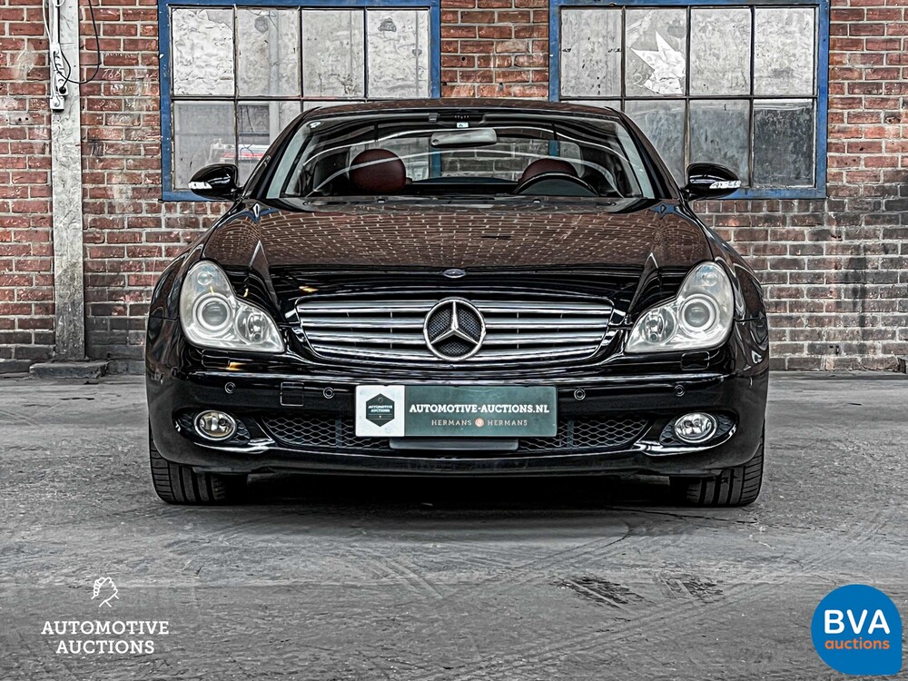 Mercedes-Benz CLS500 5.0 V8 306pk 2005 CLS-Klasse -Youngtimer-.