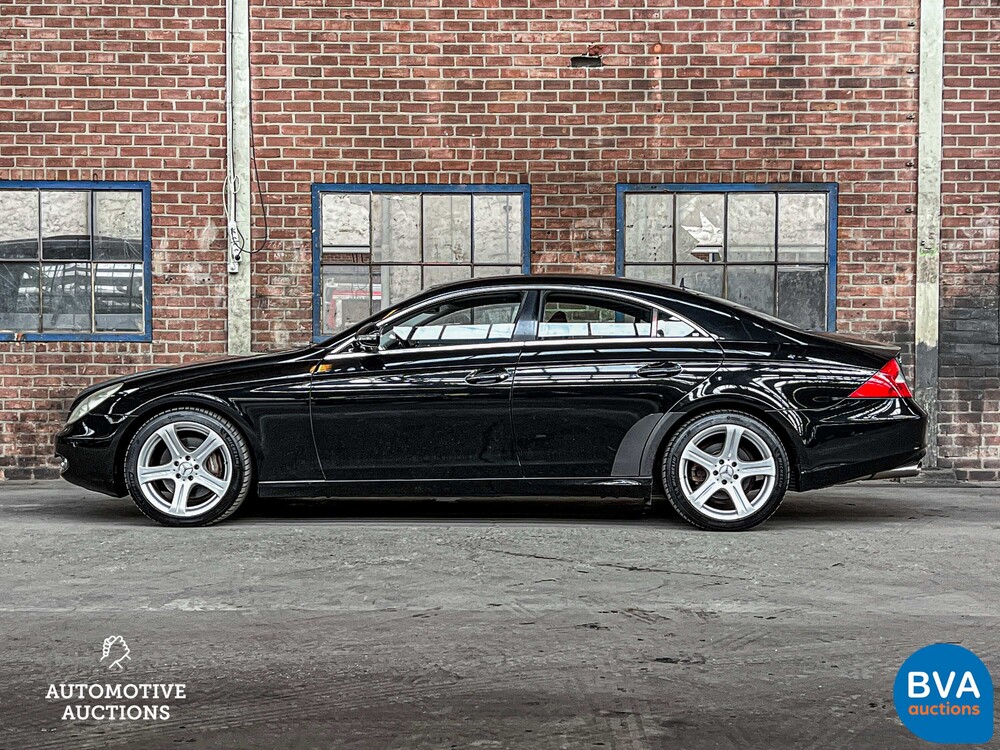 Mercedes-Benz CLS500 5.0 V8 306pk 2005 CLS-Klasse -Youngtimer-.
