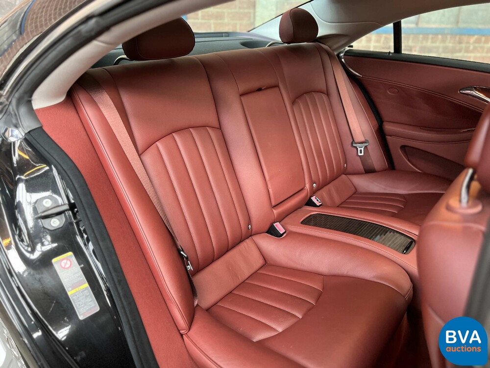 Mercedes-Benz CLS500 5.0 V8 306pk 2005 CLS-Klasse -Youngtimer-.