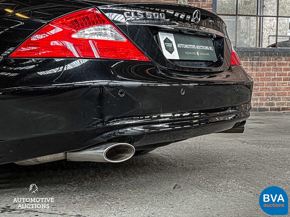 Mercedes-Benz CLS500 5.0 V8 306pk 2005 CLS-Klasse -Youngtimer-.