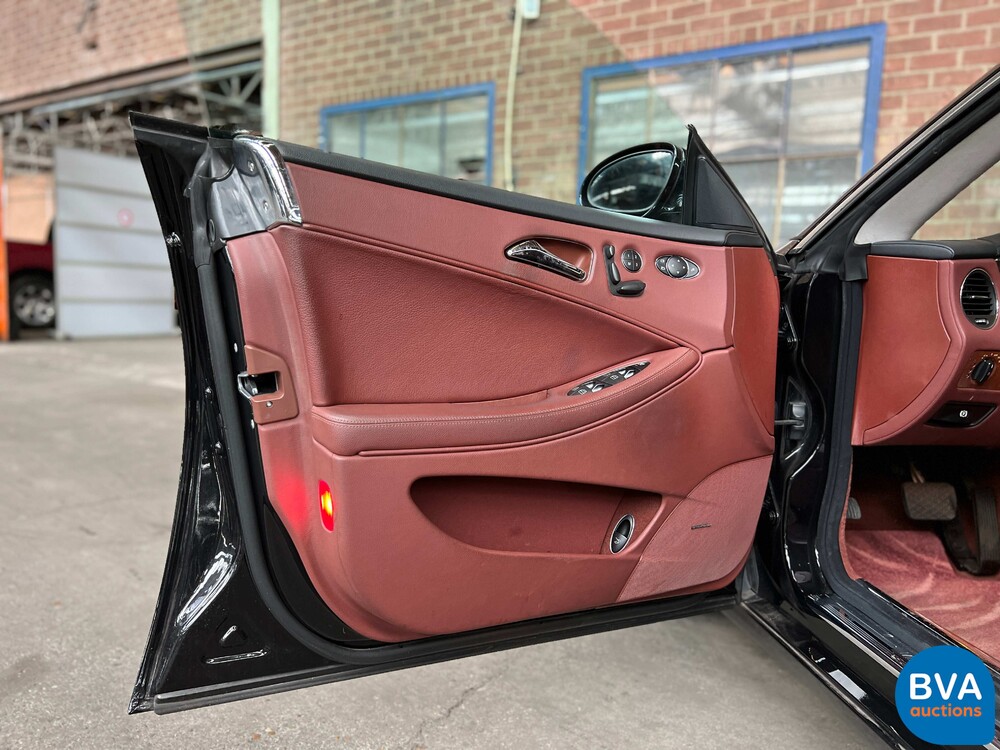 Mercedes-Benz CLS500 5.0 V8 306pk 2005 CLS-Klasse -Youngtimer-.
