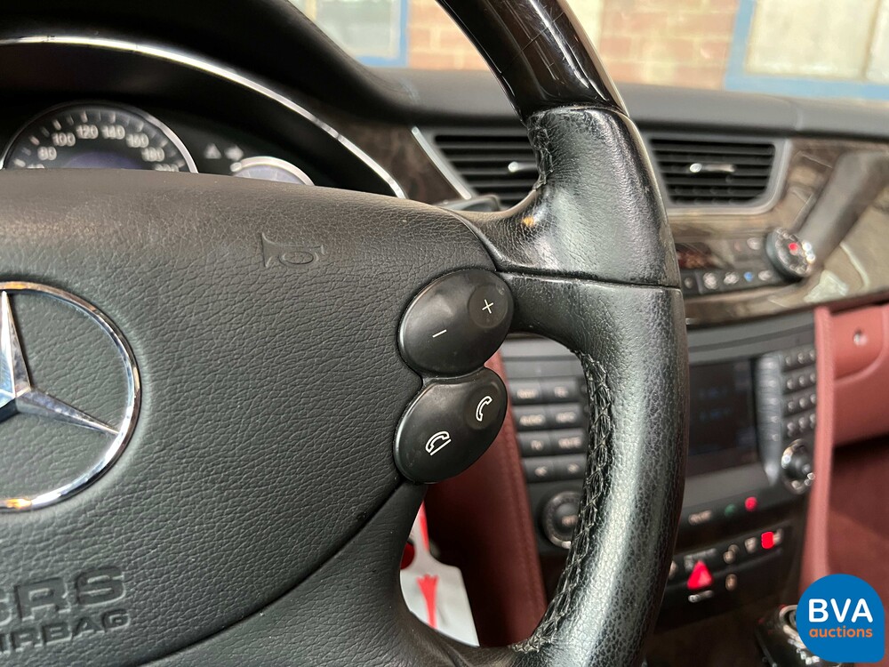 Mercedes-Benz CLS500 5.0 V8 306pk 2005 CLS-Klasse -Youngtimer-.