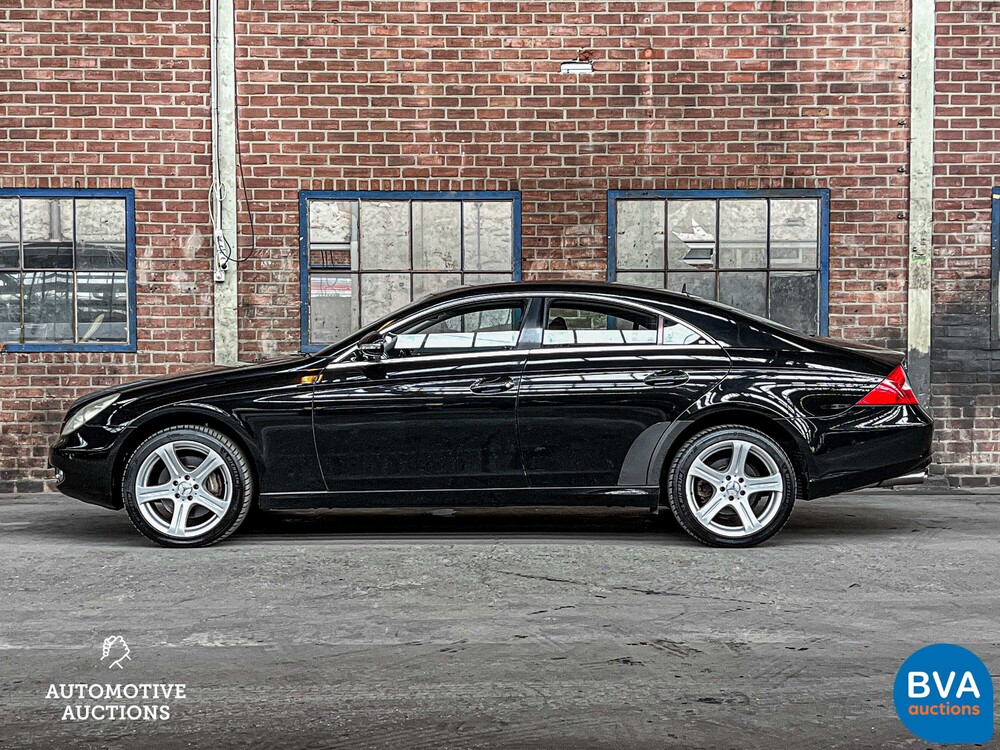 Mercedes-Benz CLS500 5.0 V8 306pk 2005 CLS-Klasse -Youngtimer-.