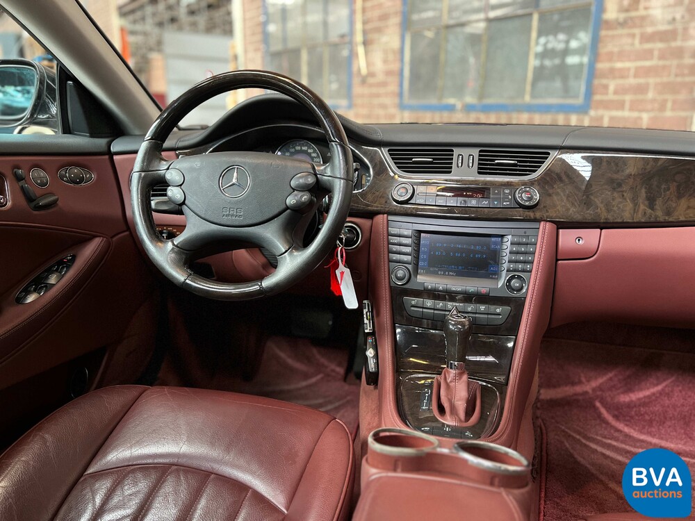 Mercedes-Benz CLS500 5.0 V8 306pk 2005 CLS-Klasse -Youngtimer-.