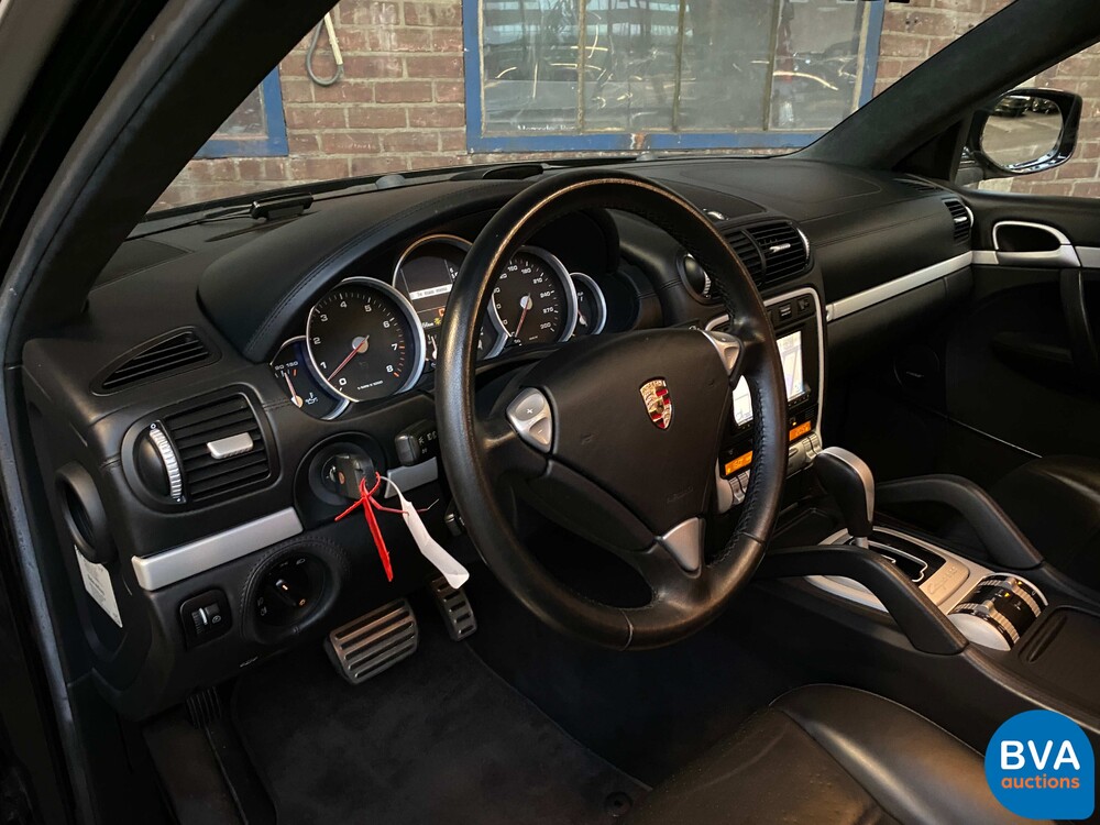 Porsche Cayenne Turbo 4.8 V8 500PS 2000 -Youngtimer-.