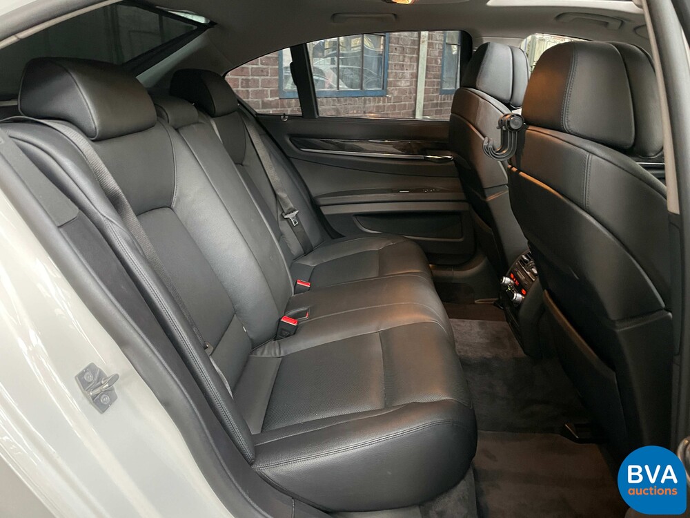 BMW ActiveHybrid 7 F04 4.4 465hp 2011 7 series.