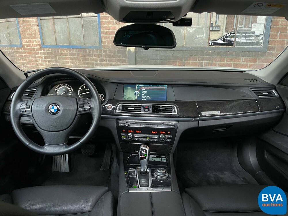 BMW ActiveHybrid 7 F04 4.4 465hp 2011 7 series.