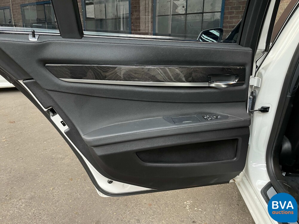 BMW ActiveHybrid 7 F04 4.4 465hp 2011 7 series.