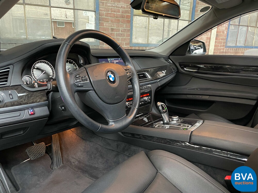 BMW ActiveHybrid 7 F04 4.4 465hp 2011 7 series.