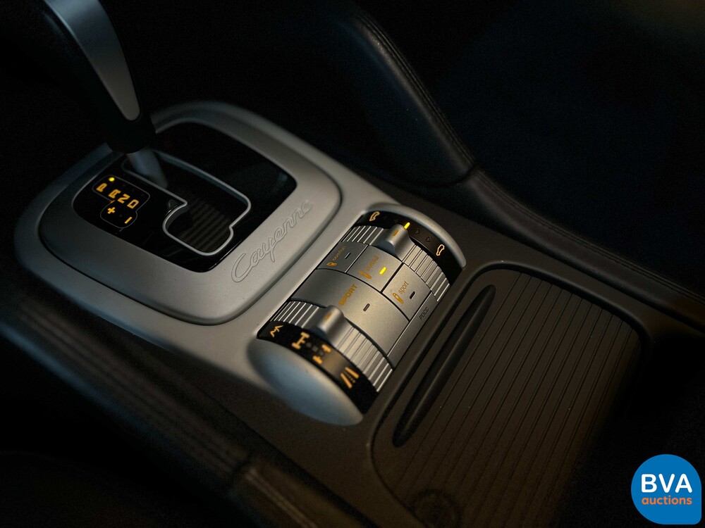 Porsche Cayenne Turbo S4.8 V8 550PS 2008 -Youngtimer-.