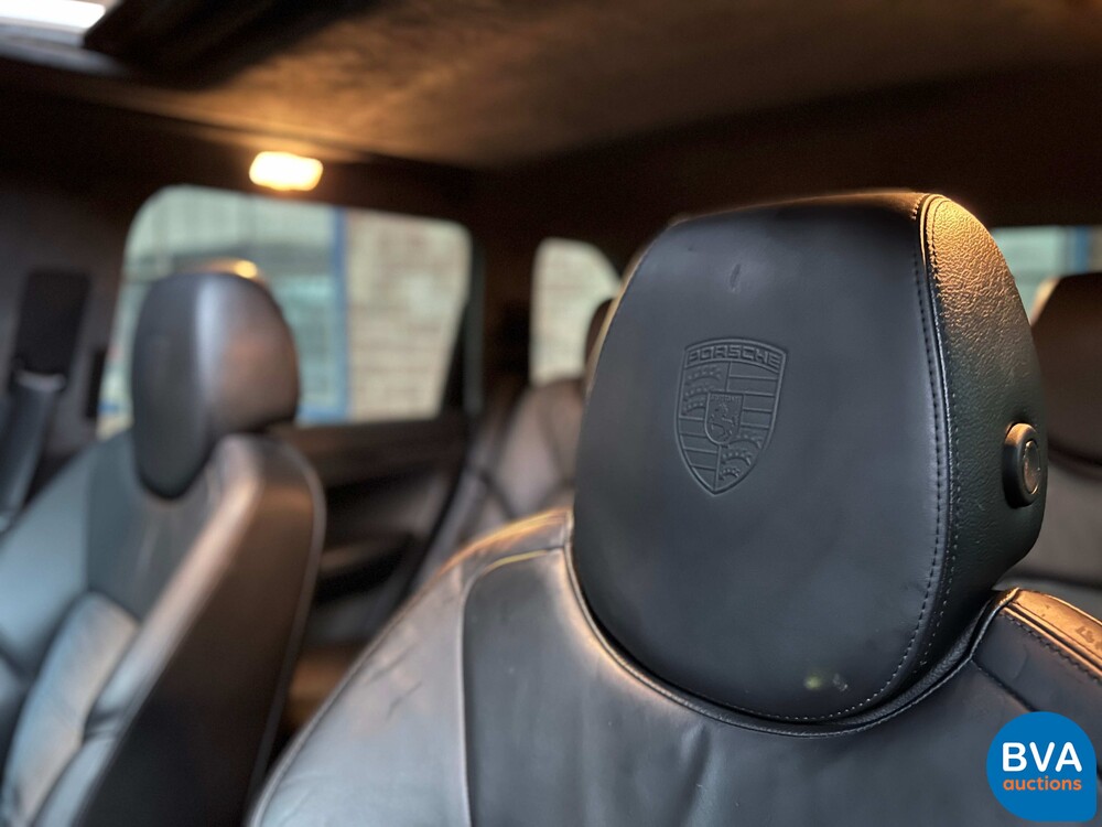 Porsche Cayenne Turbo S4.8 V8 550PS 2008 -Youngtimer-.
