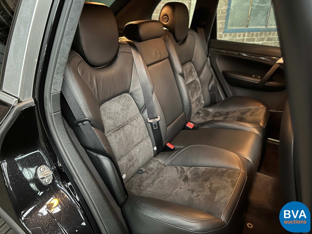 Porsche Cayenne Turbo S4.8 V8 550PS 2008 -Youngtimer-.
