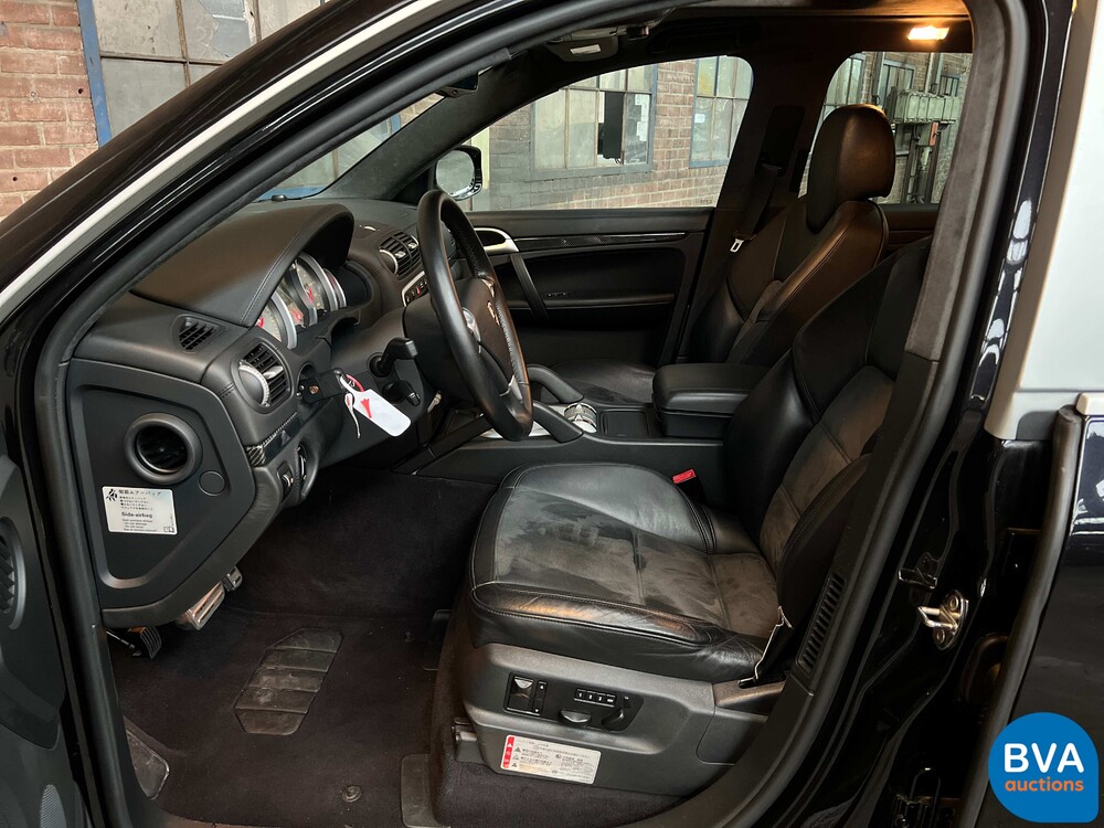 Porsche Cayenne Turbo S4.8 V8 550PS 2008 -Youngtimer-.