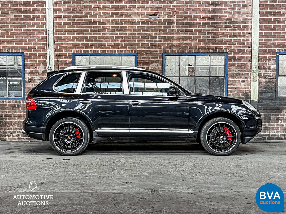 Porsche Cayenne Turbo S4.8 V8 550PS 2008 -Youngtimer-.