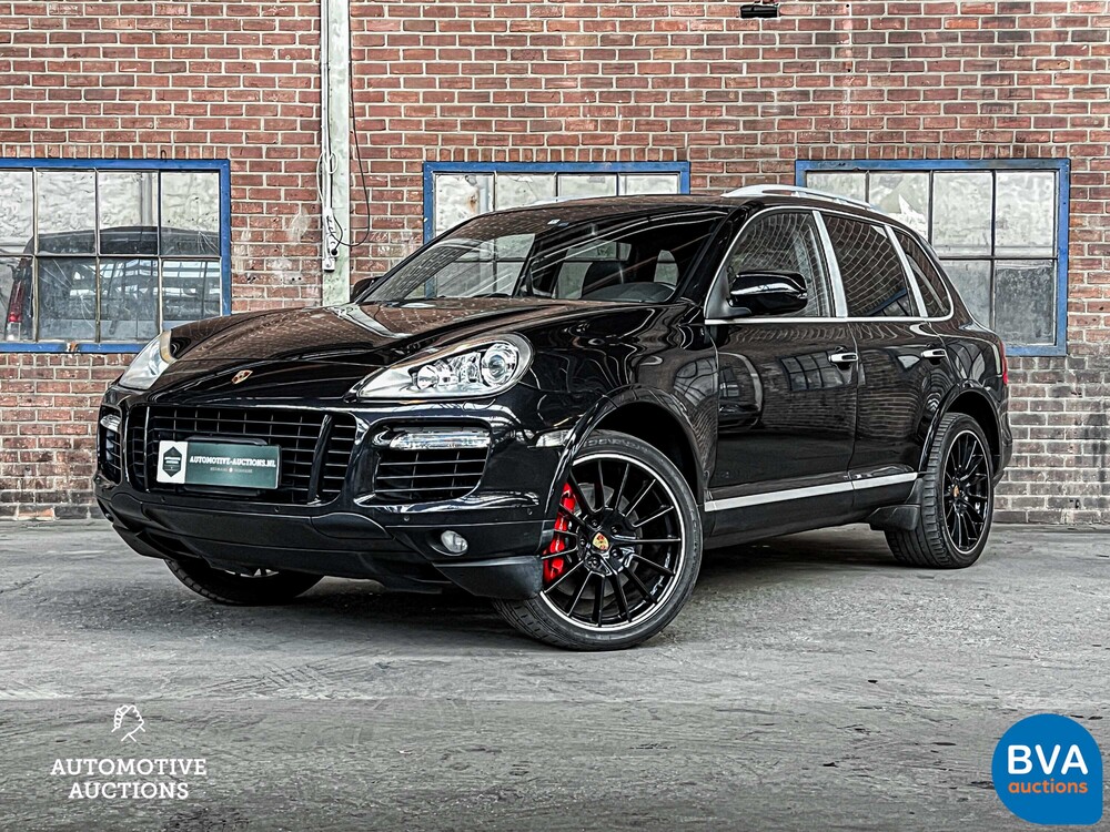 Porsche Cayenne Turbo S4.8 V8 550PS 2008 -Youngtimer-.