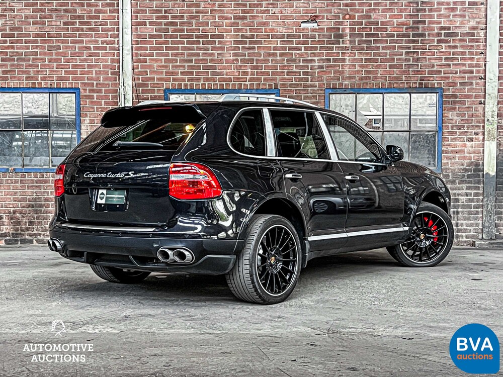 Porsche Cayenne Turbo S4.8 V8 550PS 2008 -Youngtimer-.