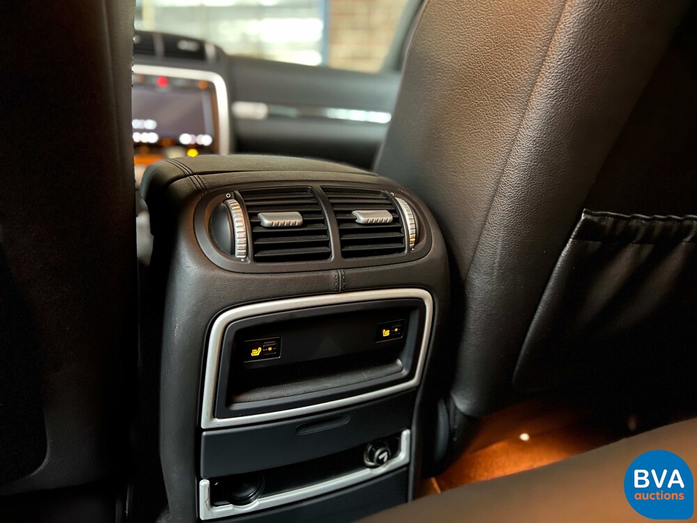 Porsche Cayenne Turbo S4.8 V8 550PS 2008 -Youngtimer-.