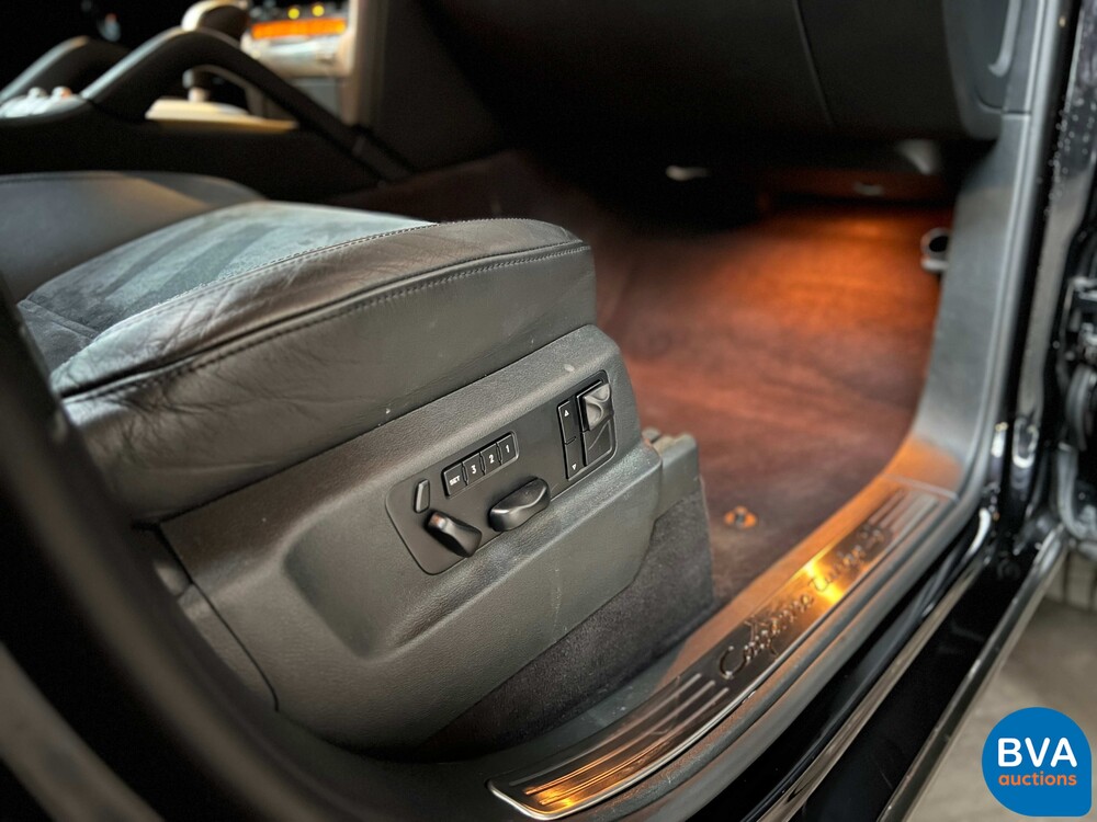 Porsche Cayenne Turbo S4.8 V8 550PS 2008 -Youngtimer-.