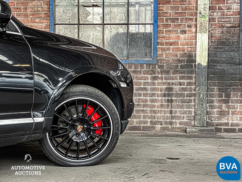 Porsche Cayenne Turbo S4.8 V8 550PS 2008 -Youngtimer-.