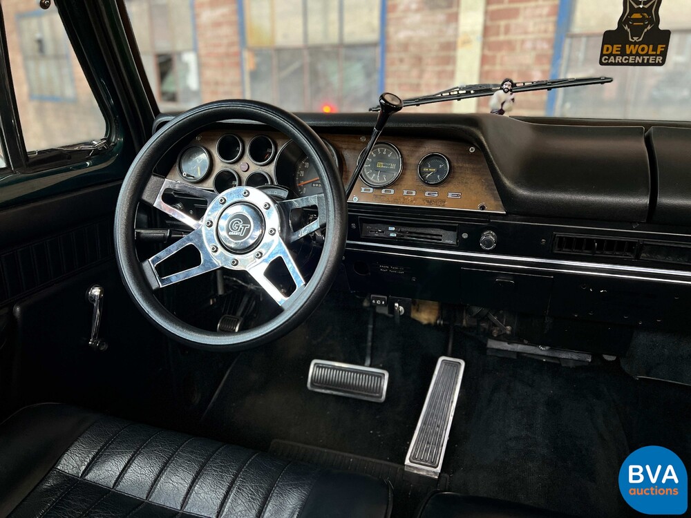 Ausweichen D200 5.9 182 PS 1974, 65-YD-23.