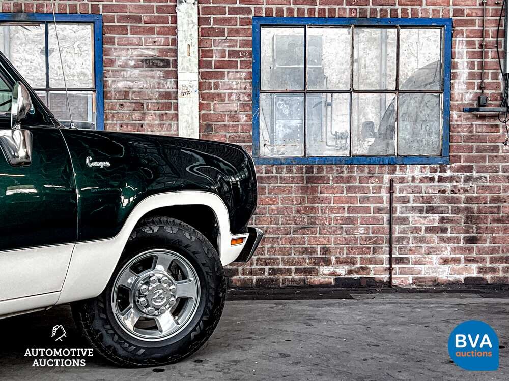 Ausweichen D200 5.9 182 PS 1974, 65-YD-23.